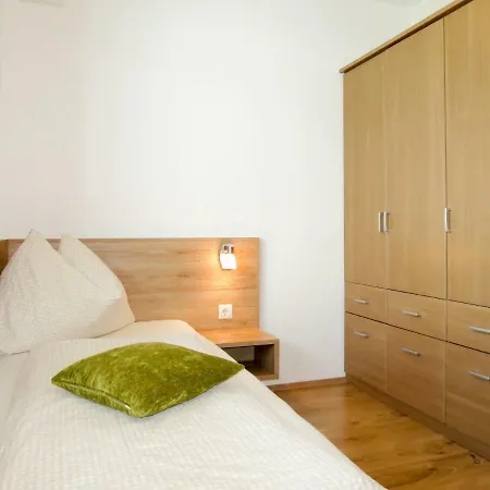 Apartment Wurm By Interhome Apartamento