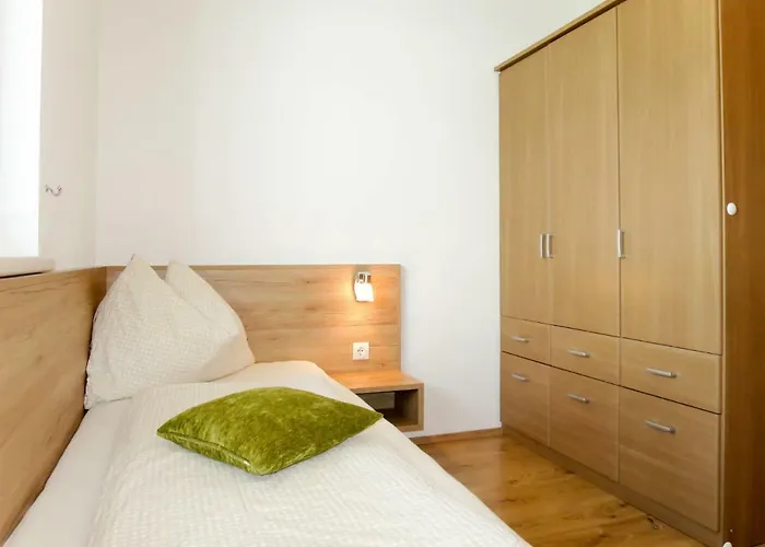 Apartment Wurm By Interhome شقة